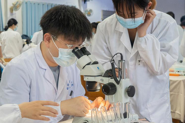 马来西亚医学留学工作机会