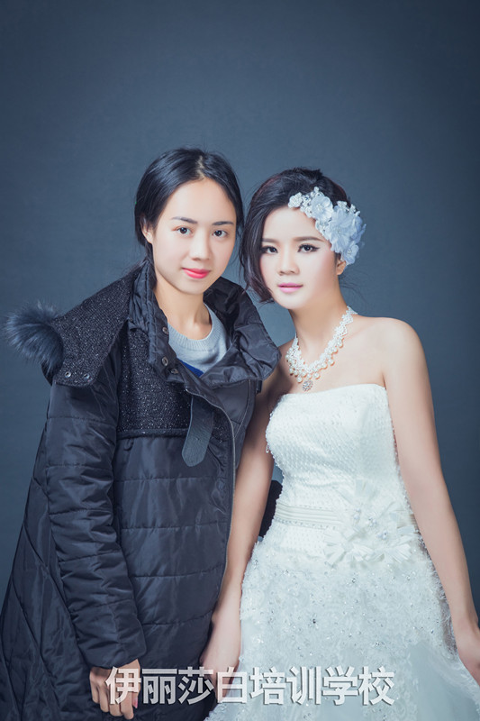 谢锦坤 (5)时尚新娘_副本.jpg 谢锦坤 (5)时尚新娘_副本.jpg