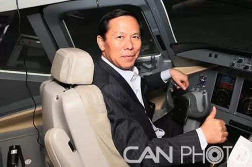 刘绍勇 东航集团董事长、党组书记,中国东方航空股份有限公司董事长