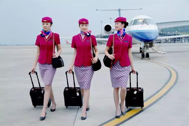 全球最美空姐中国4家上榜,国航东航南航海航,挤身国际大牌航空