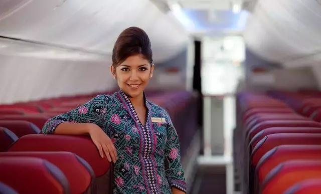 全球最美空姐中国4家上榜,国航东航南航海航,挤身国际大牌航空