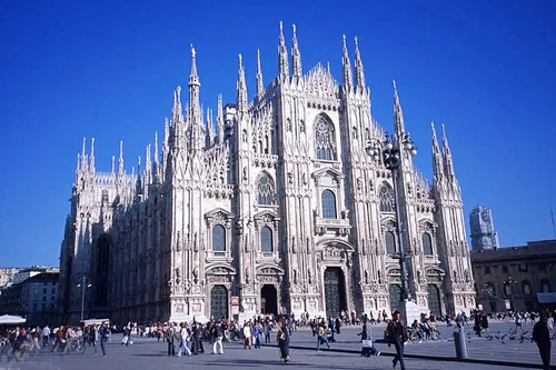 意大利留学学费、申请奖学金、找工作及签证指南